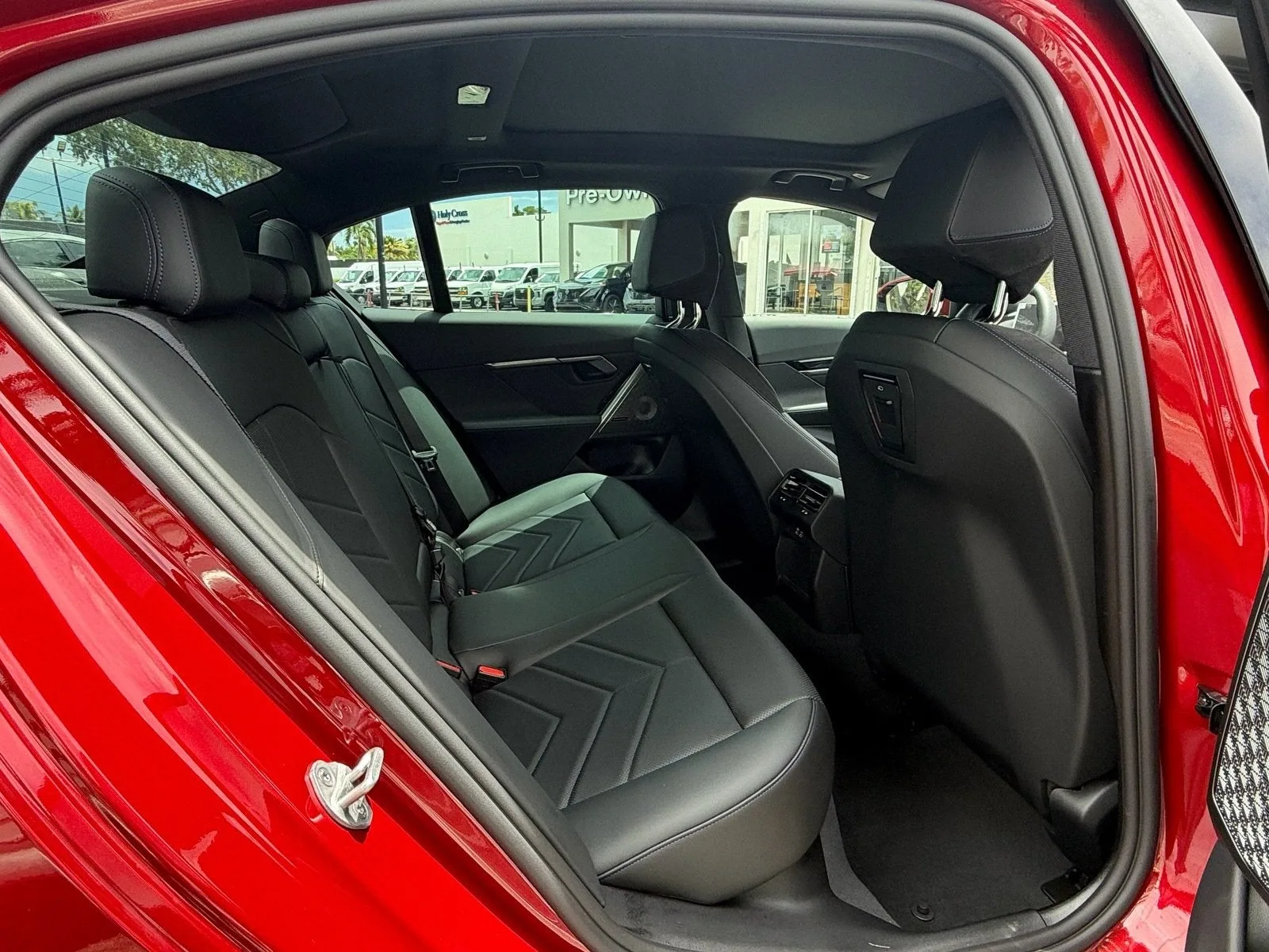 2026 BMW i5 eDrive40 photo 18