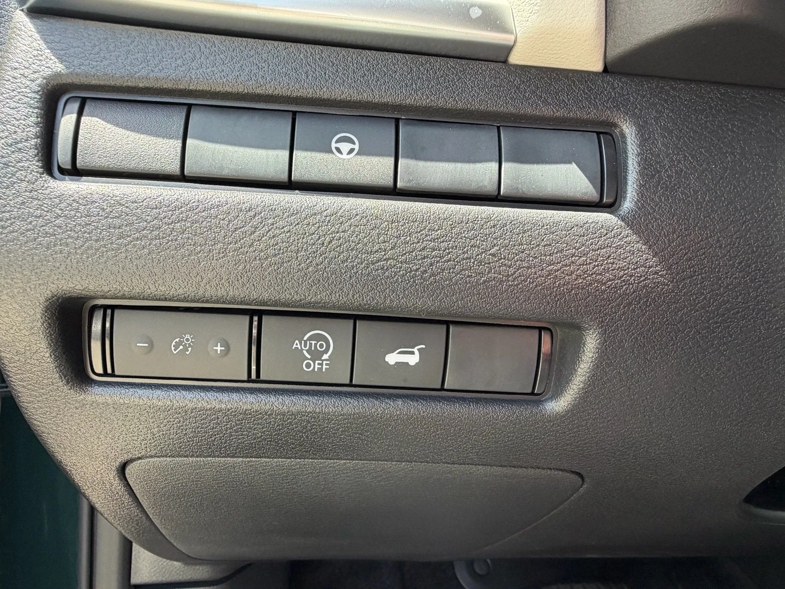 2026 Nissan Rogue Dark Armor™ photo 23