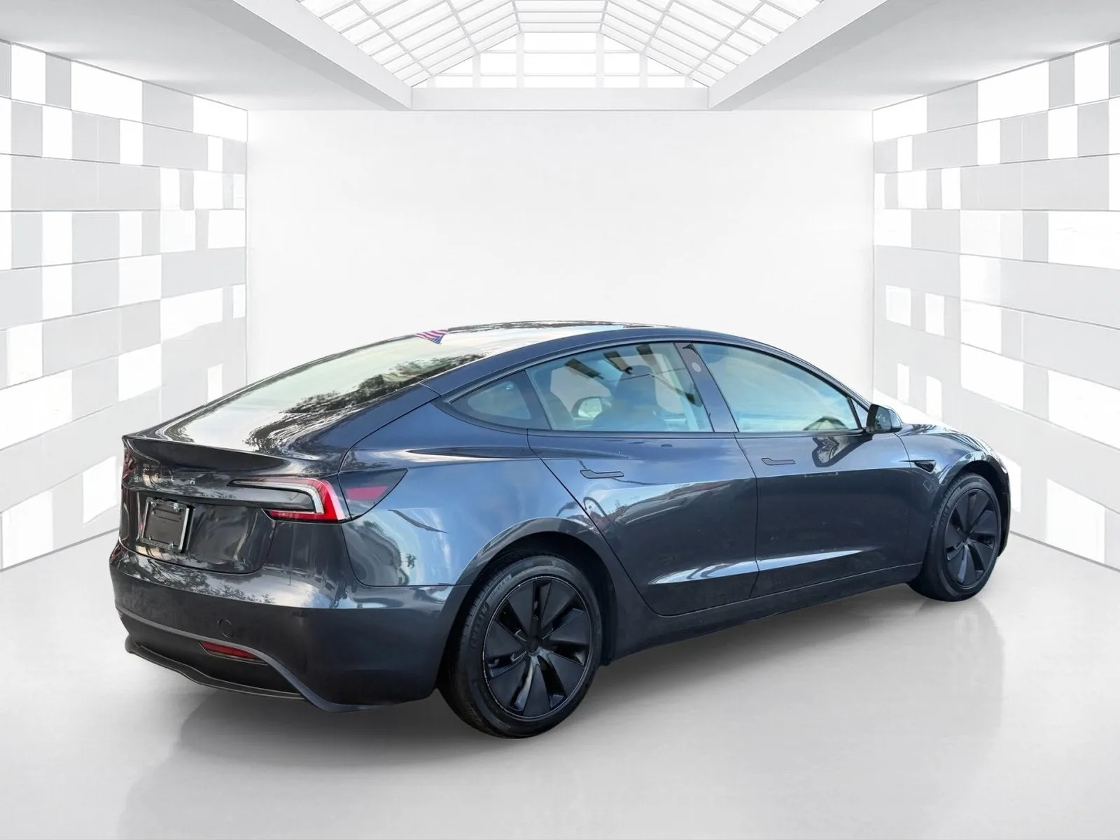 2025 Tesla Model 3 Long Range photo 7