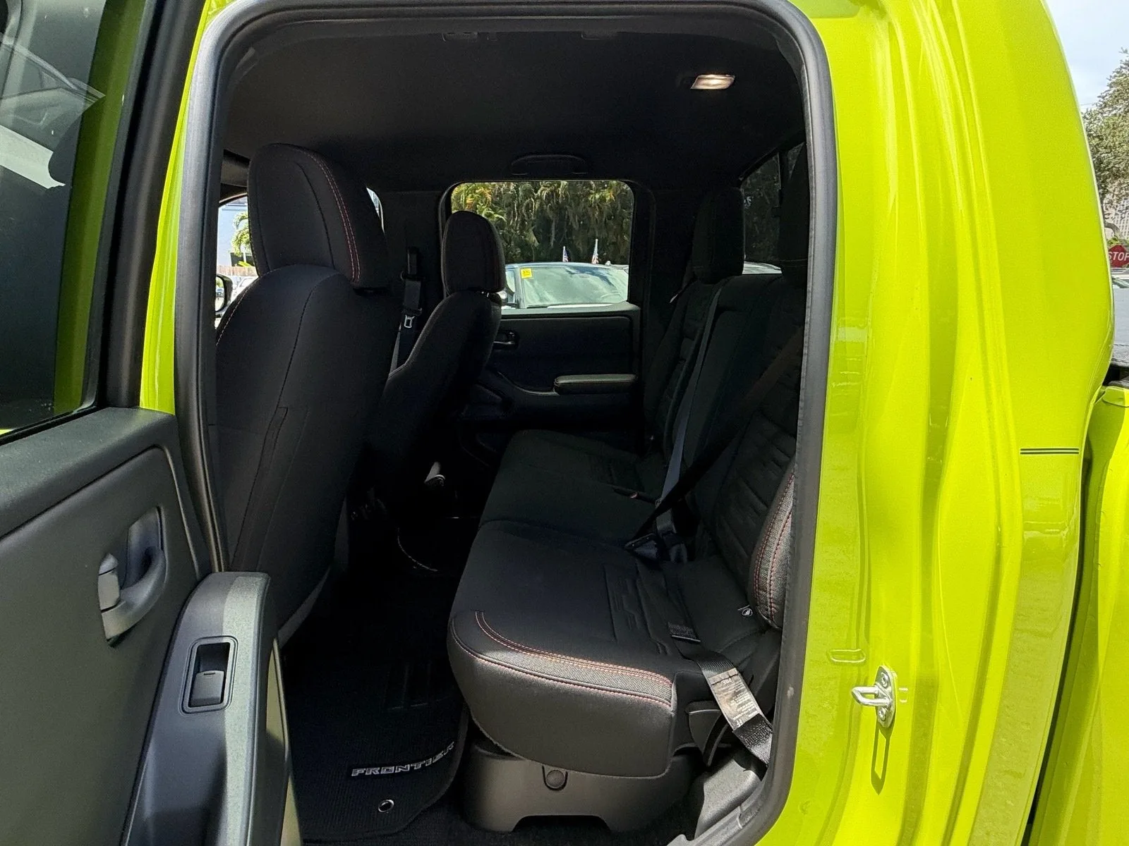 2026 Nissan Frontier Crew Cab PRO-X® photo 11