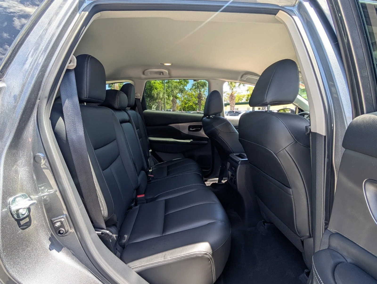 2024 Nissan Murano SV photo 16