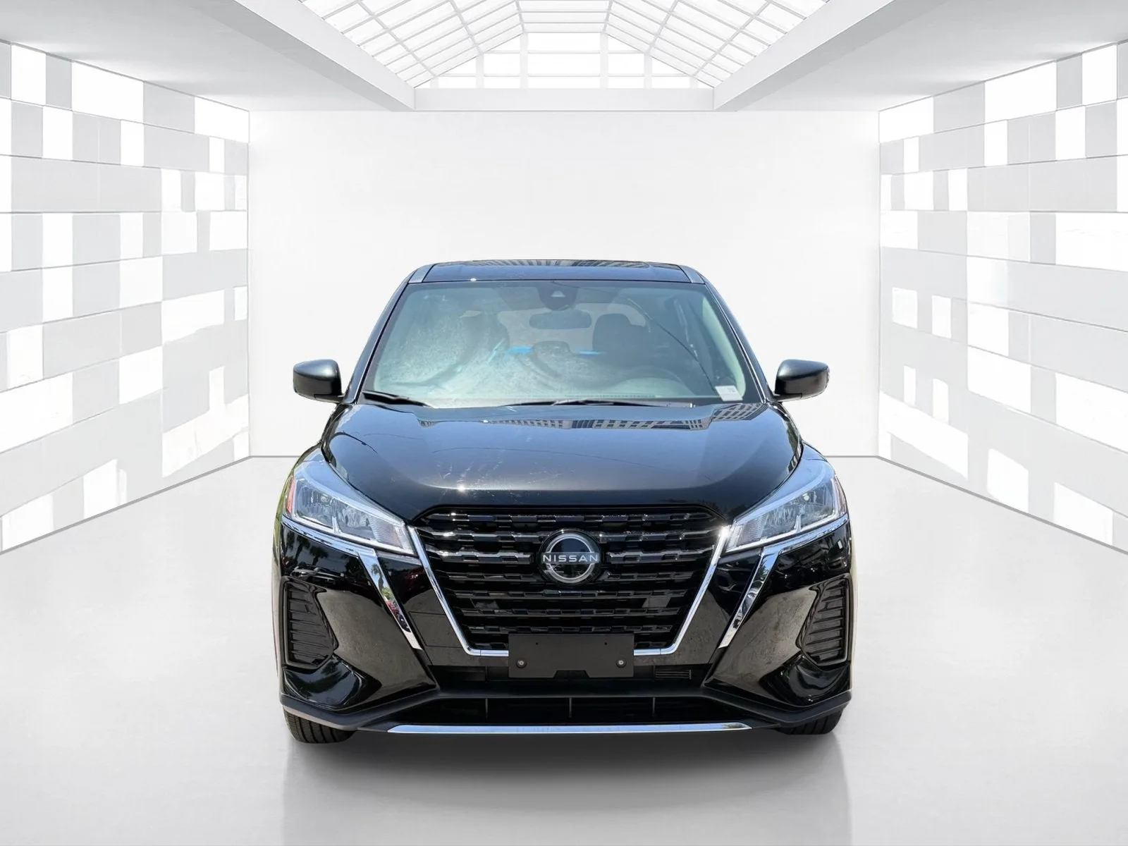 2025 Nissan Kicks Play S photo 2