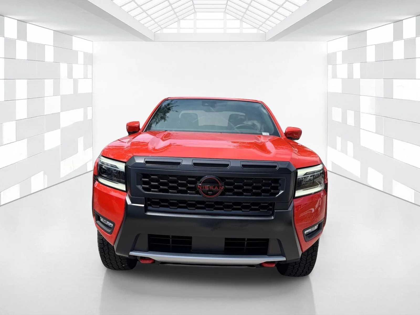 2025 Nissan Frontier Crew Cab PRO-4X® photo 2