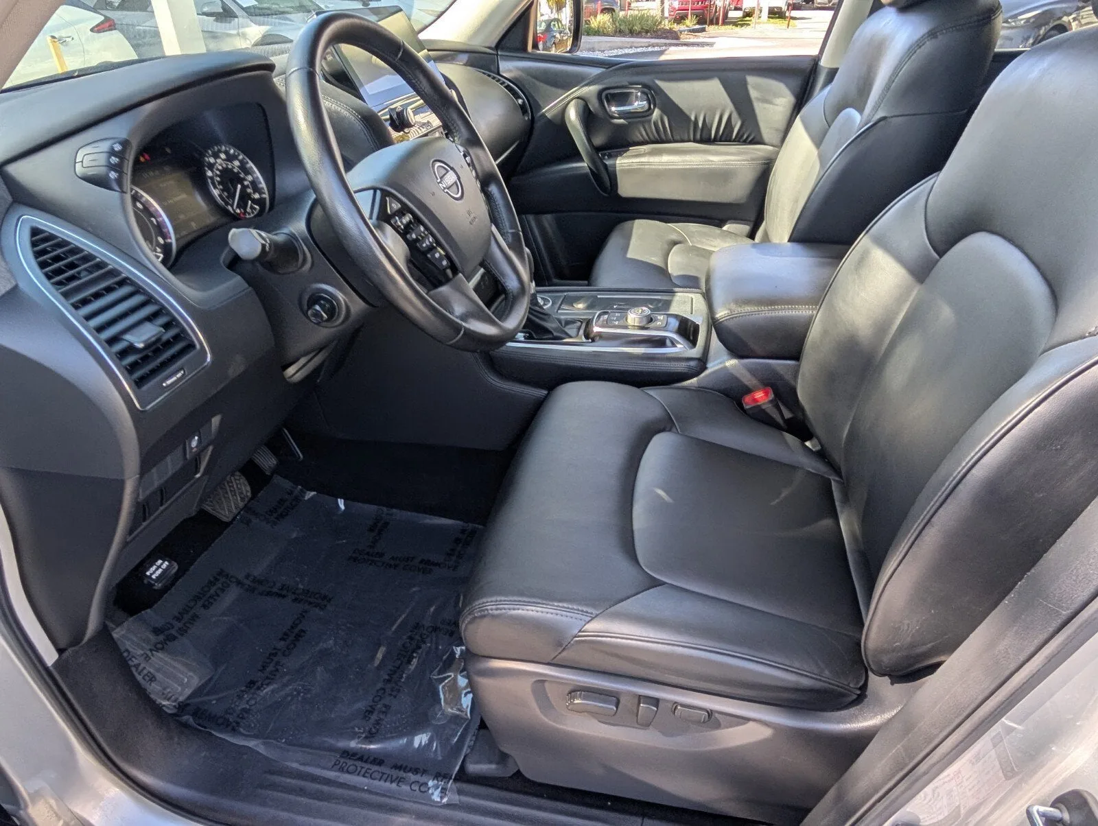 2024 Nissan Armada SV photo 10