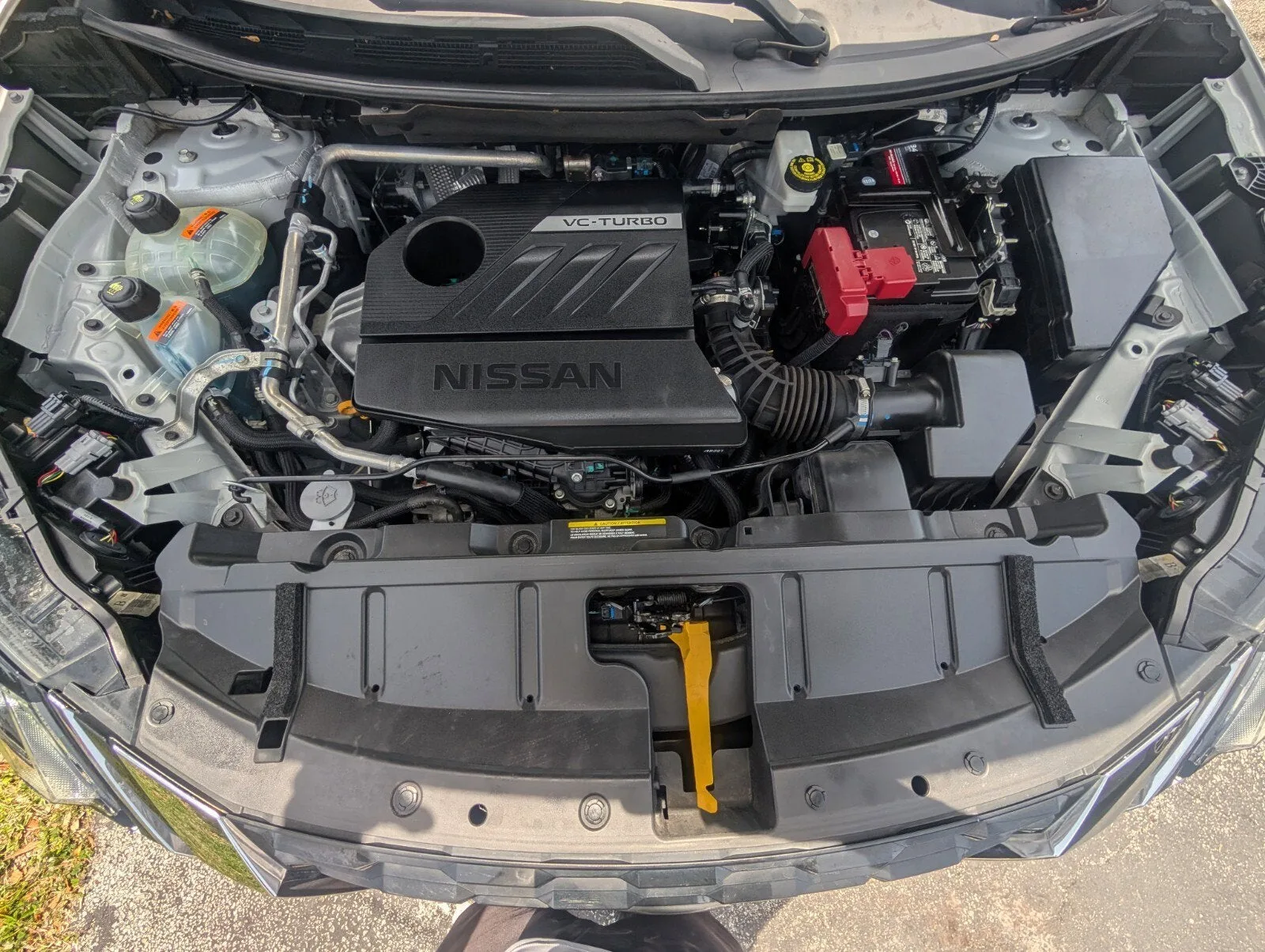 2022 Nissan Rogue SV photo 19