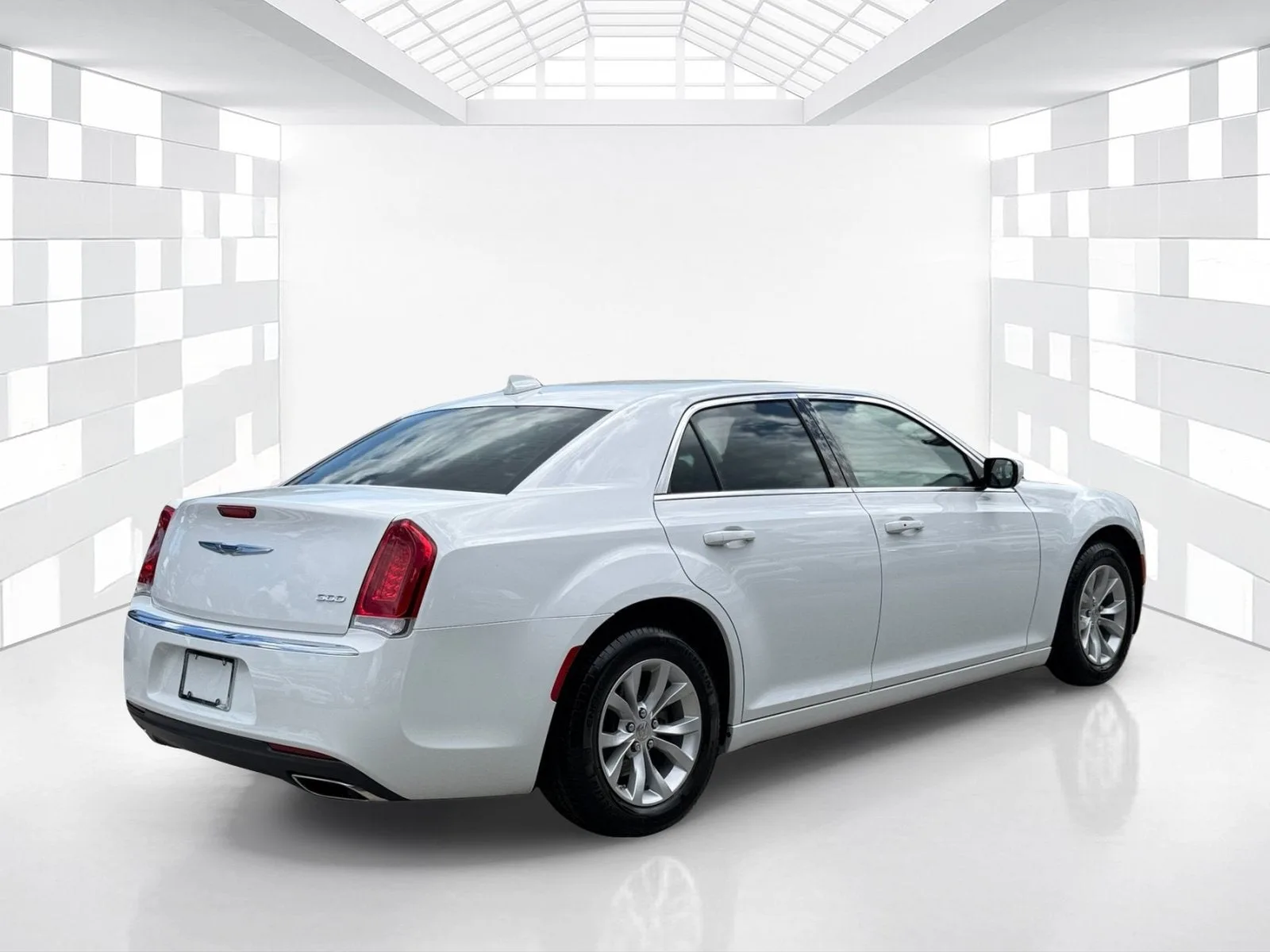 2023 Chrysler 300 Touring photo 7