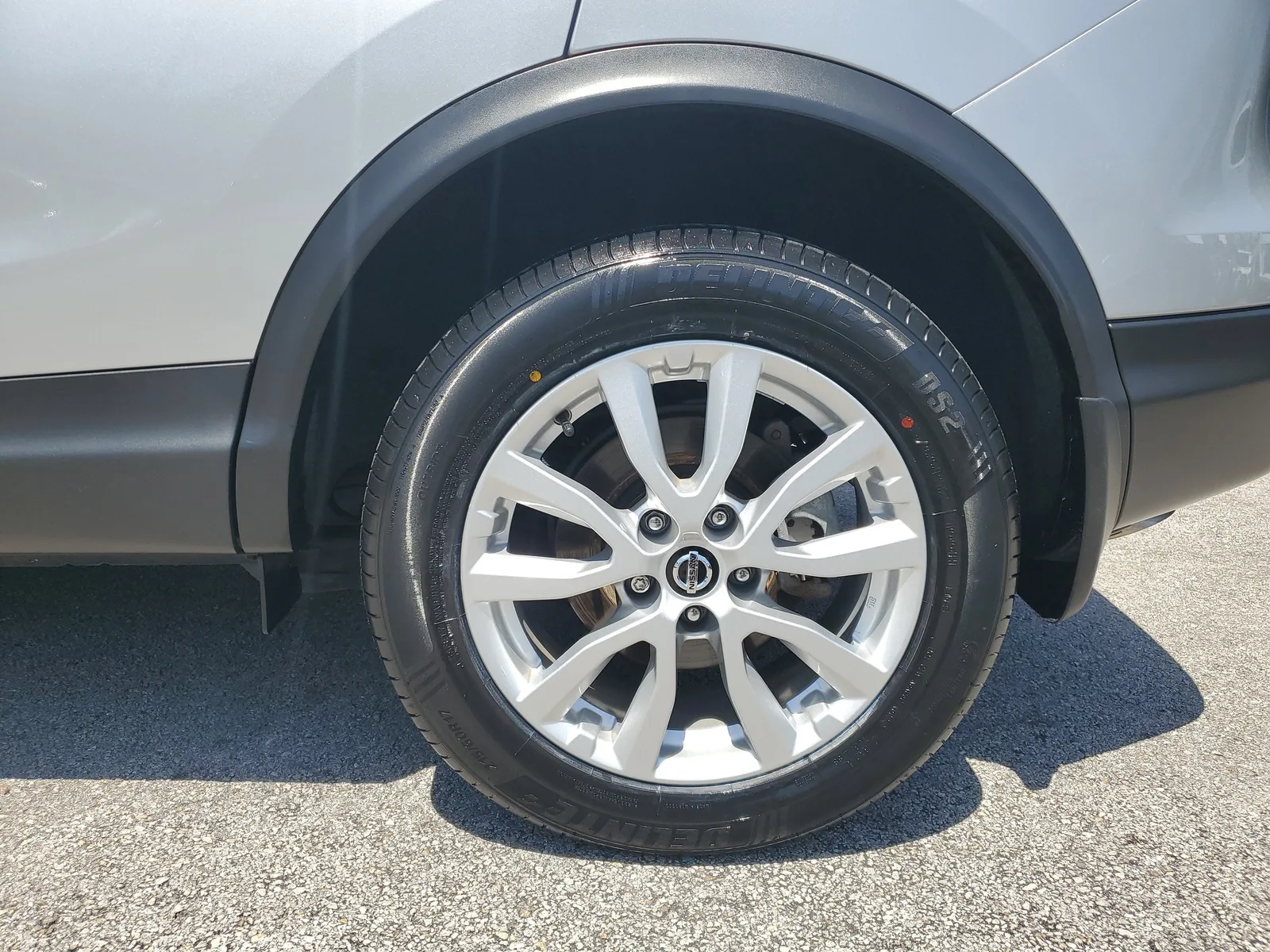 2022 Nissan Rogue Sport SV photo 30
