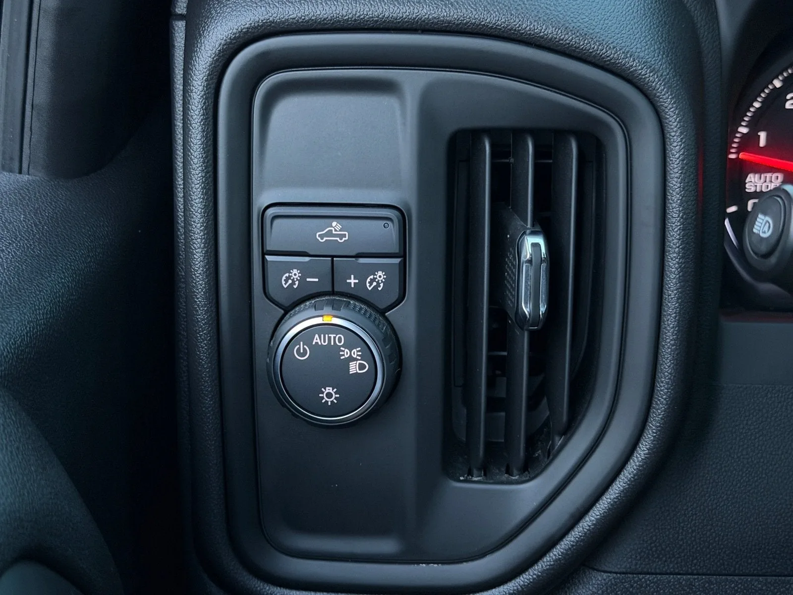 2025 Chevrolet Silverado 1500 Work Truck photo 24