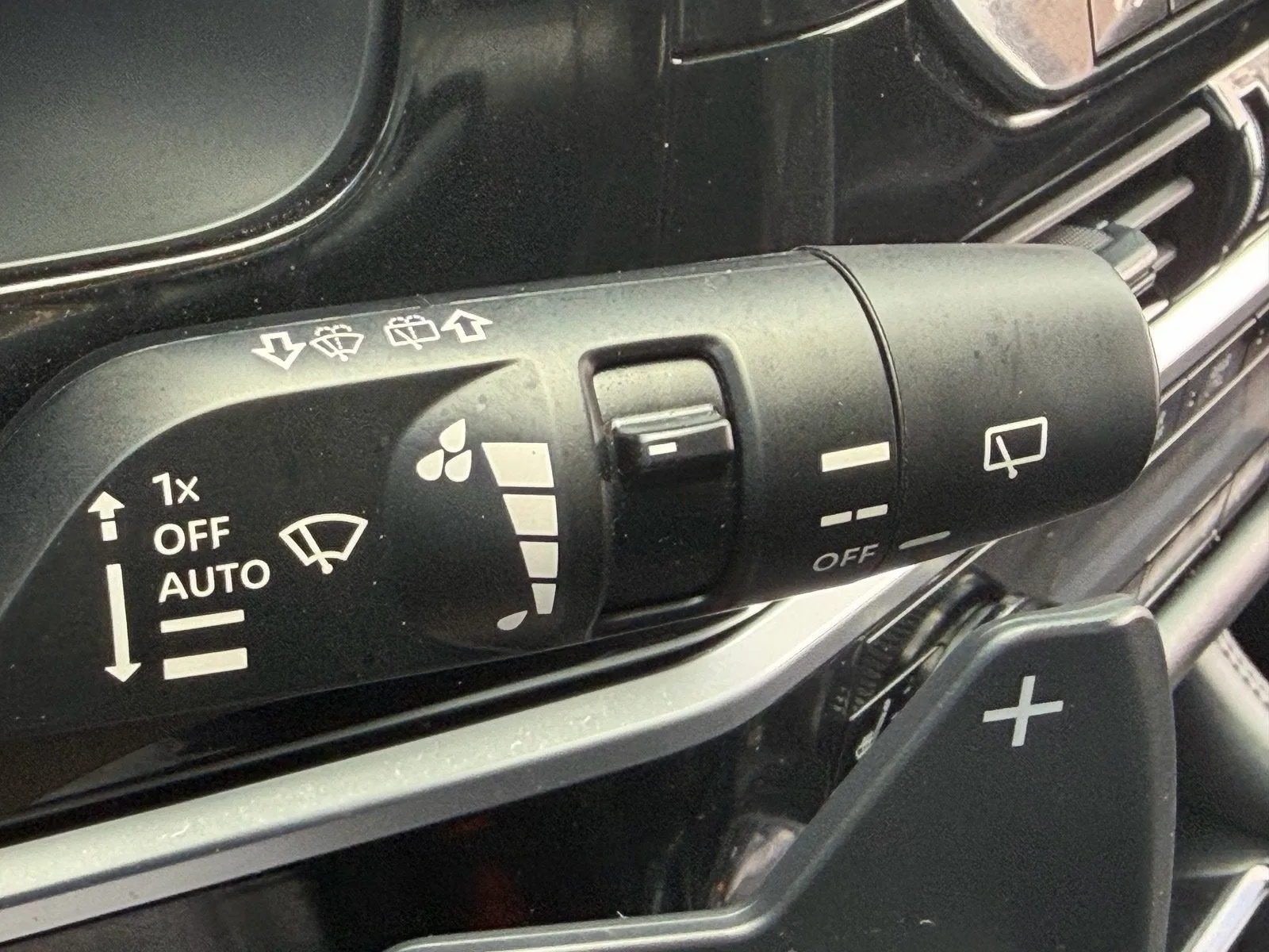 2025 Nissan Pathfinder Platinum photo 32