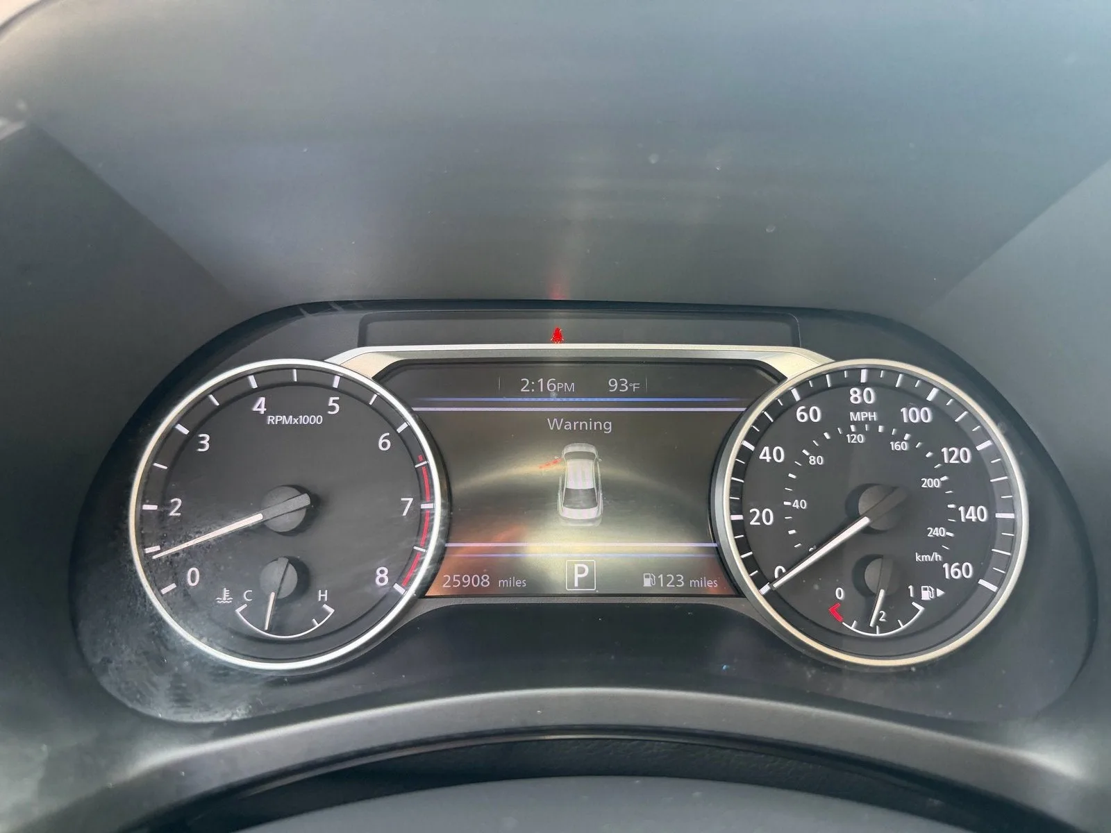 2024 Nissan Sentra SR photo 23
