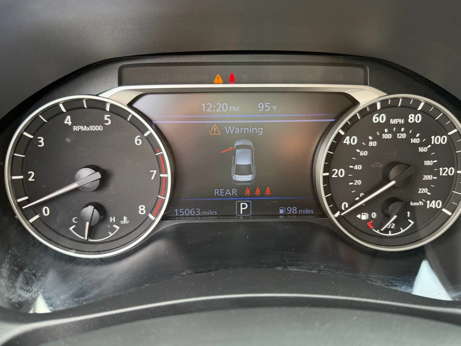 2025 Nissan Altima SR photo 19