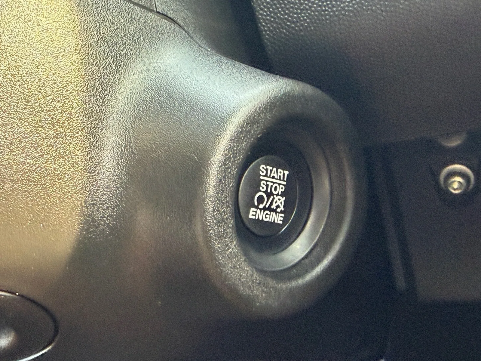 2025 RAM ProMaster Cargo Van Tradesman photo 28