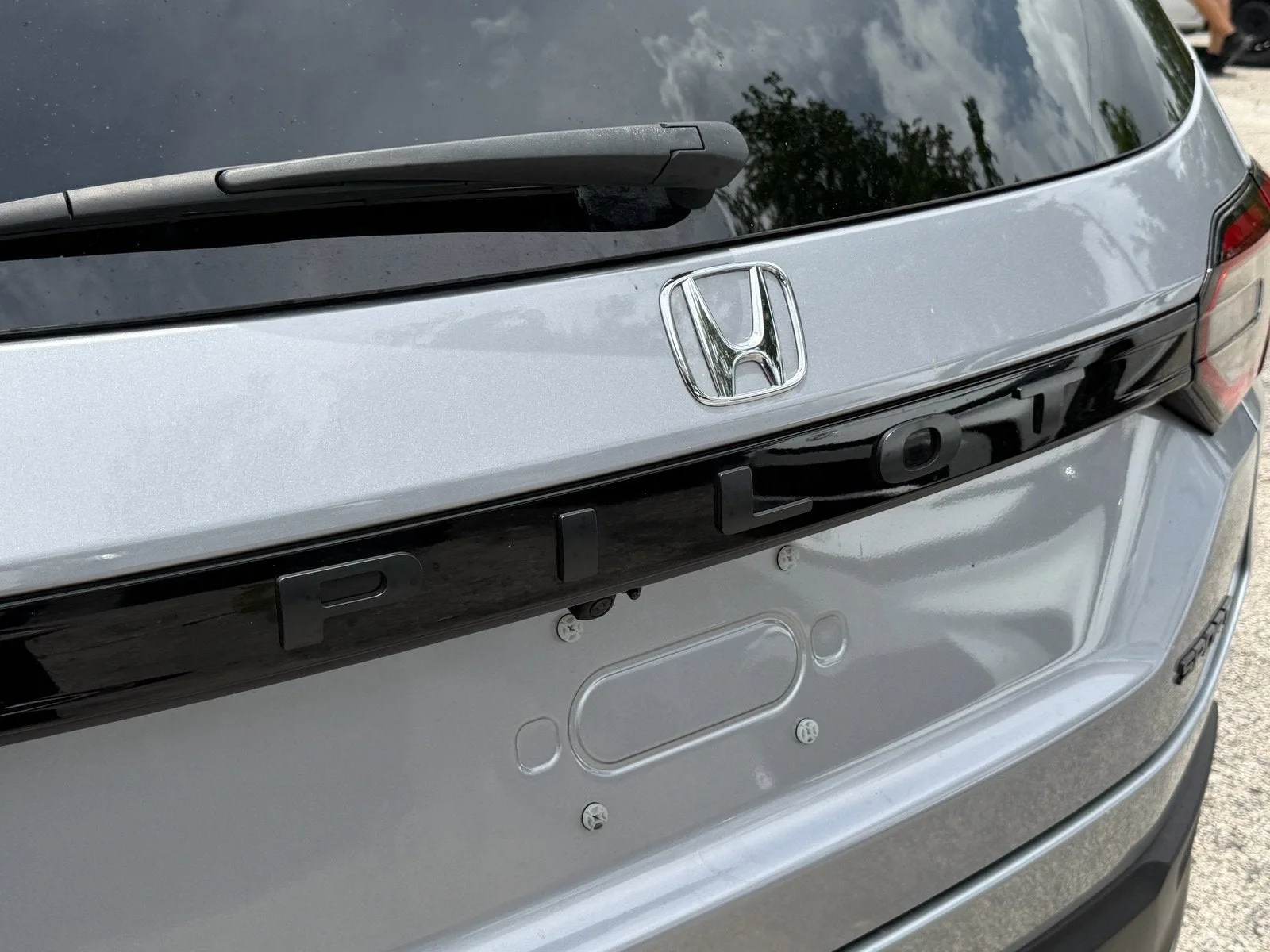2025 Honda Pilot Sport photo 16