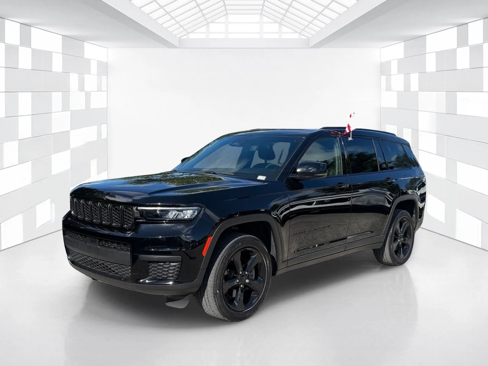 2023 Jeep Grand Cherokee L Altitude photo 3