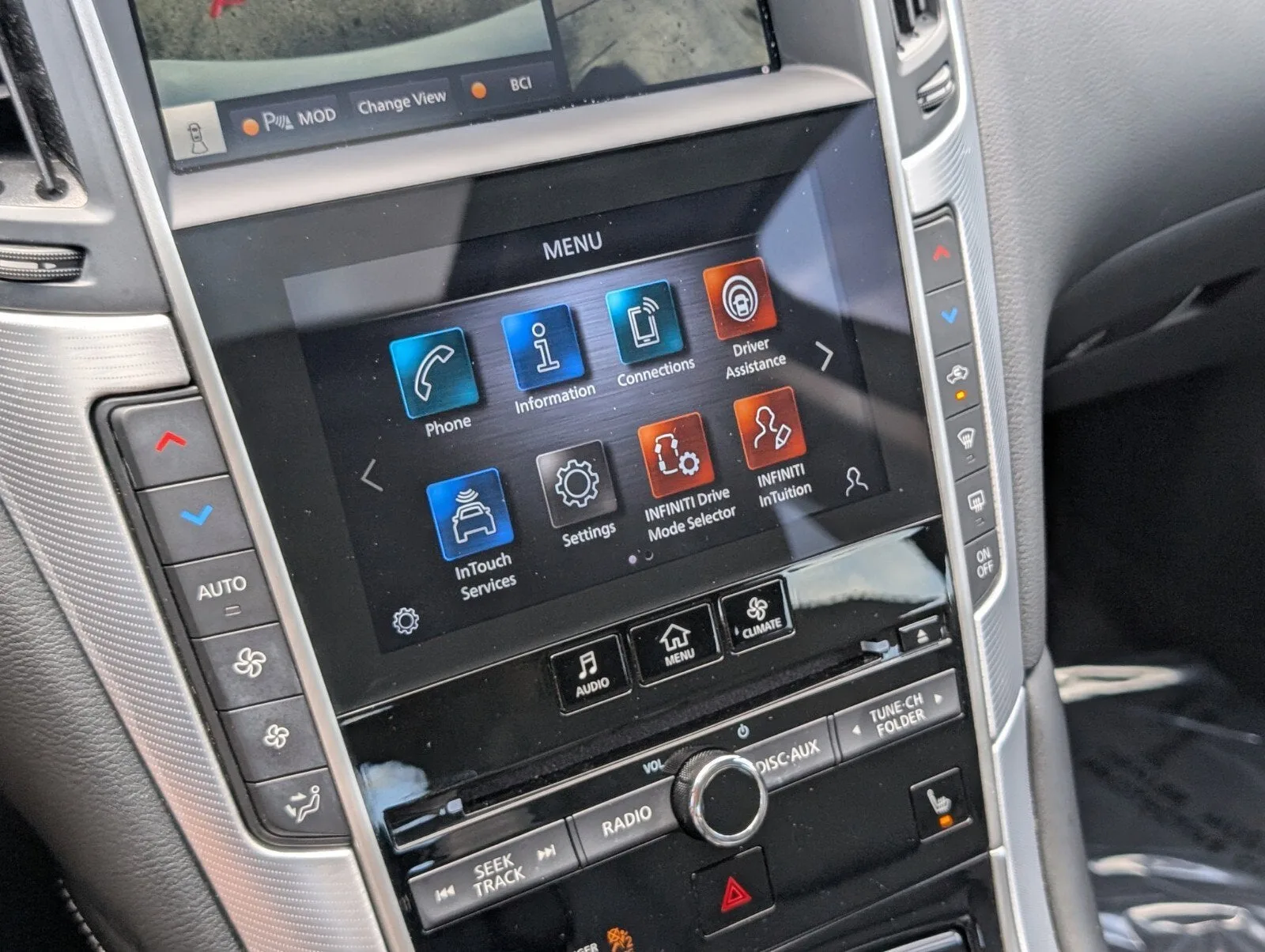 2023 INFINITI Q50 LUXE photo 18