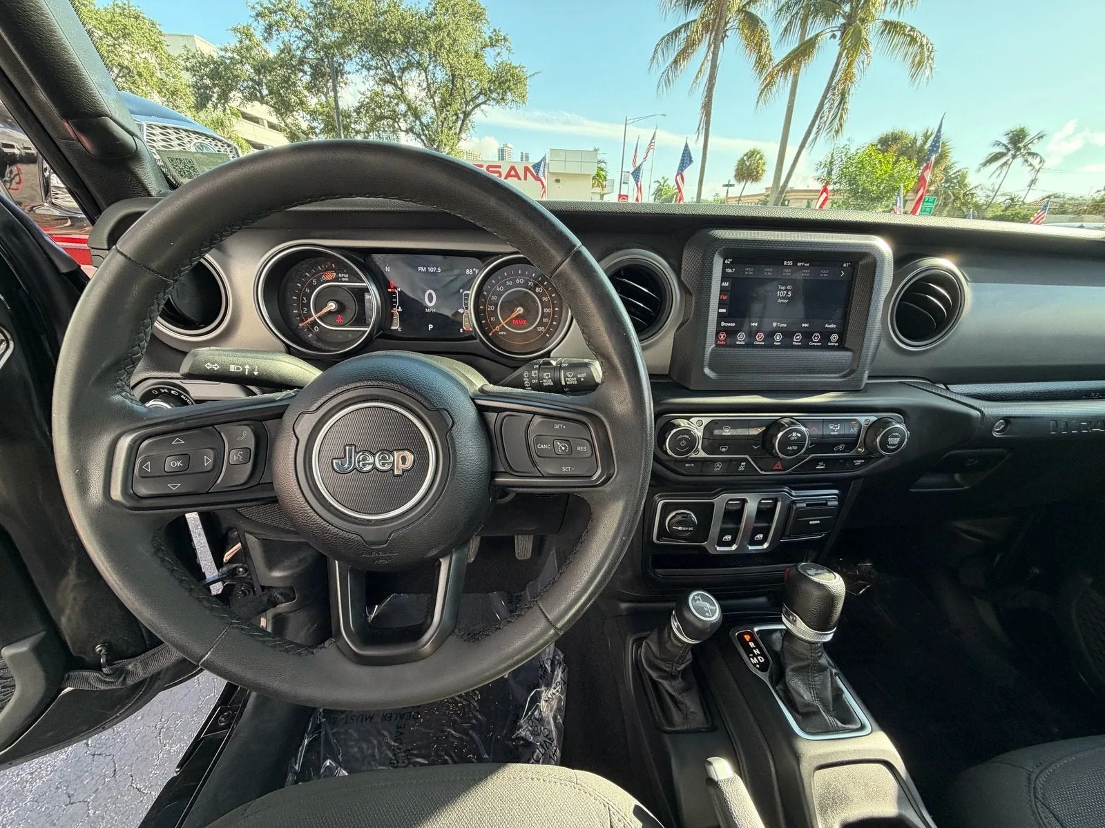 2023 Jeep Wrangler Willys photo 12
