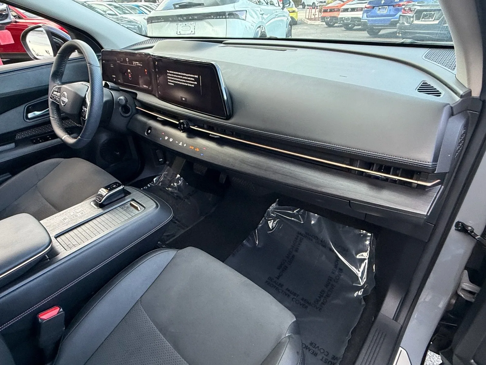2024 Nissan ARIYA EMPOWER+ photo 17