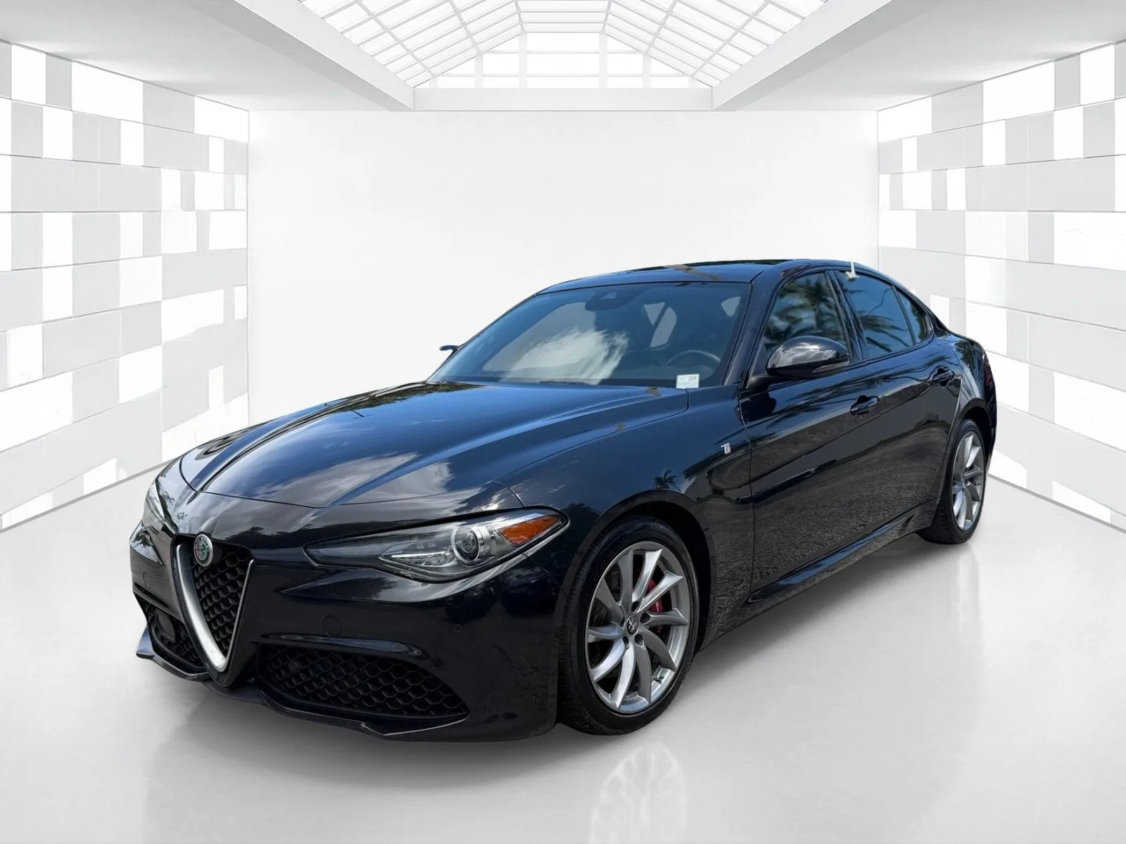 2023 Alfa Romeo Giulia Ti photo 3