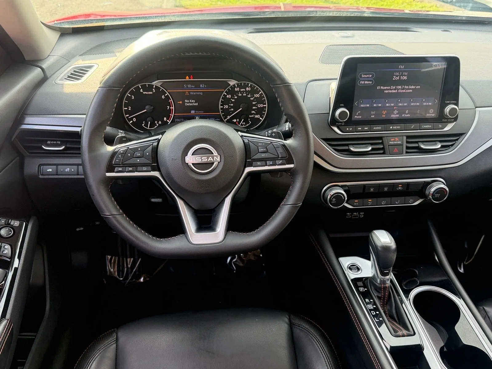 2023 Nissan Altima SR photo 12