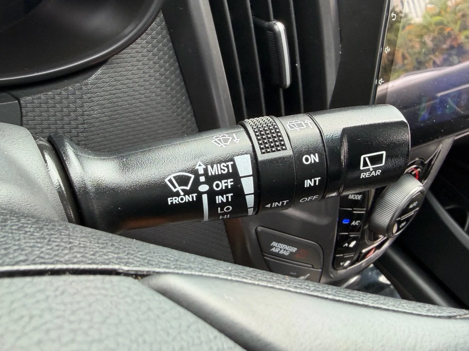 2015 Hyundai Veloster Turbo photo 29