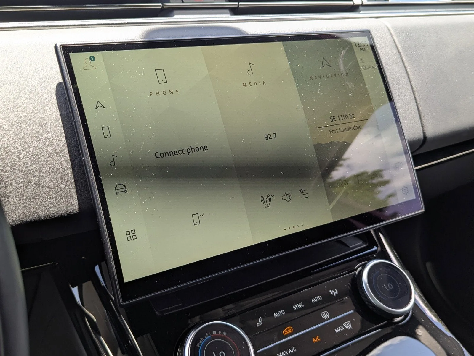 2023 Land Rover Range Rover Sport SE photo 23