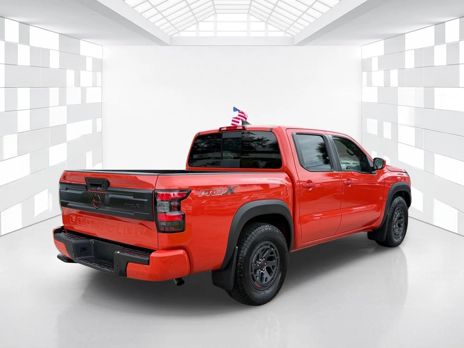 2025 Nissan Frontier Crew Cab PRO-X® photo 7
