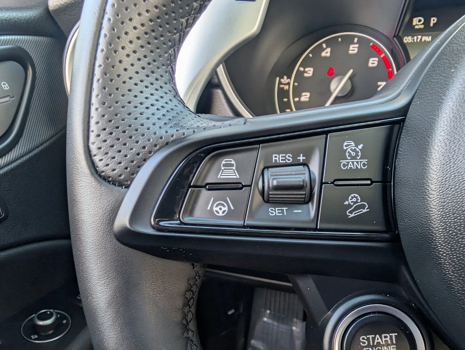 2023 Alfa Romeo Stelvio Veloce photo 28