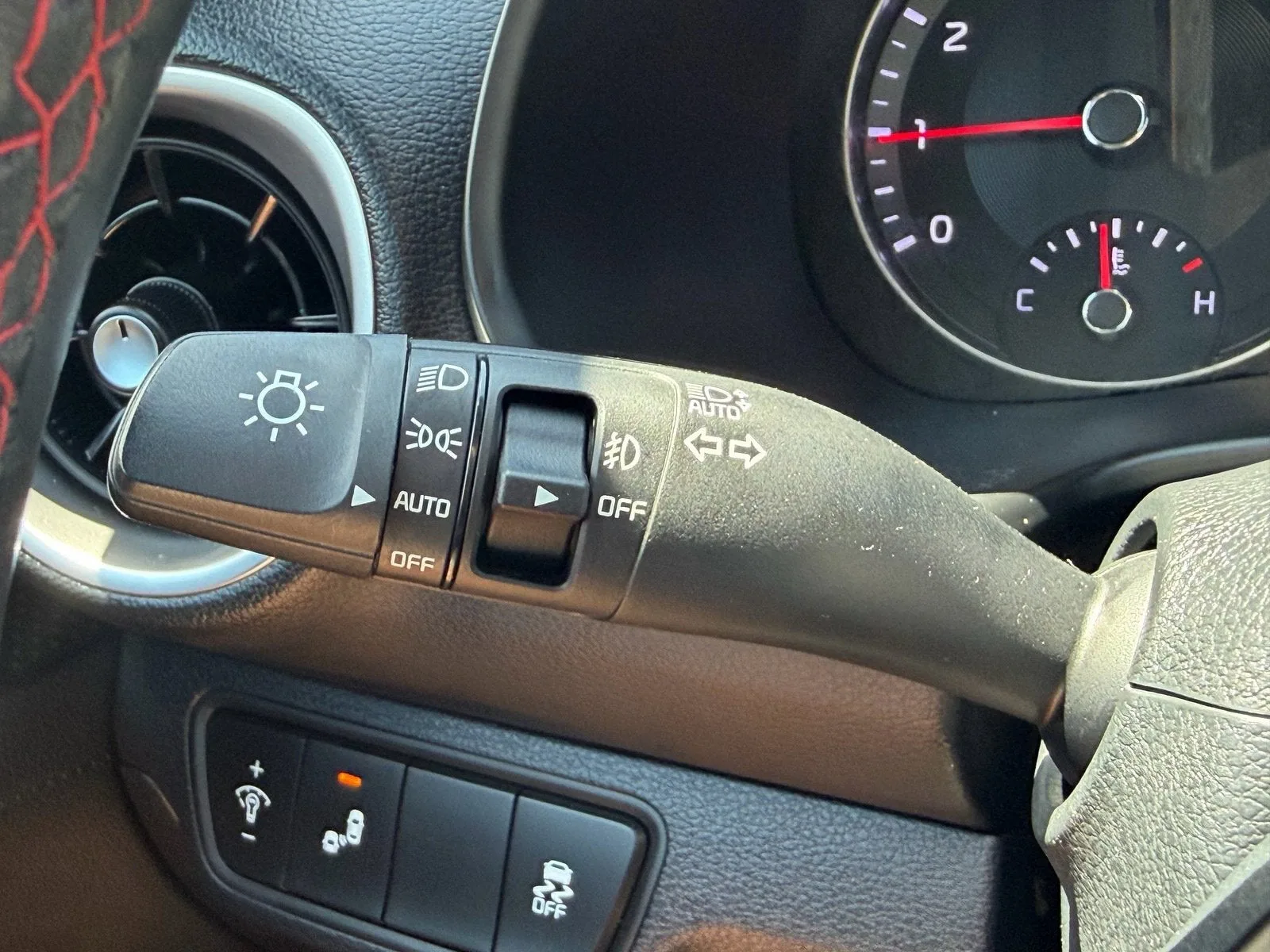 2022 Kia Forte GT photo 29