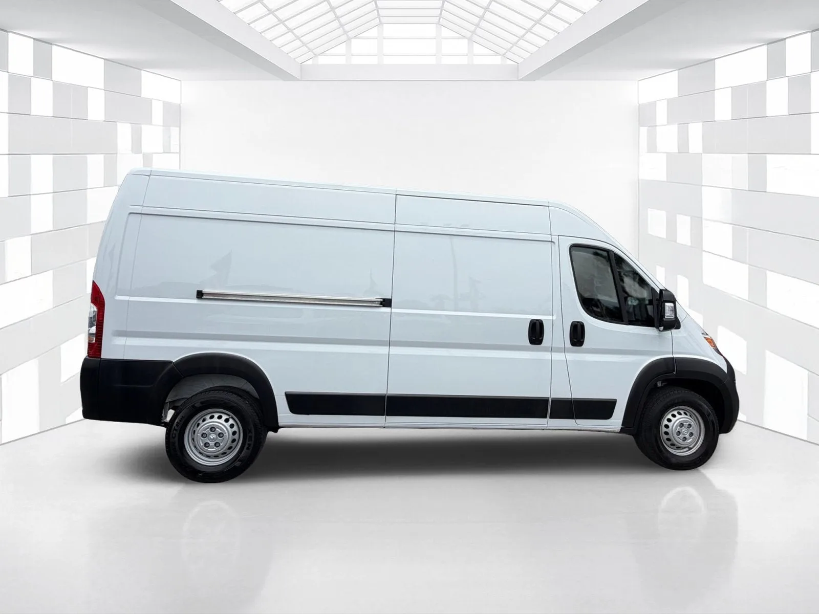 2026 RAM ProMaster Cargo Van Tradesman photo 8