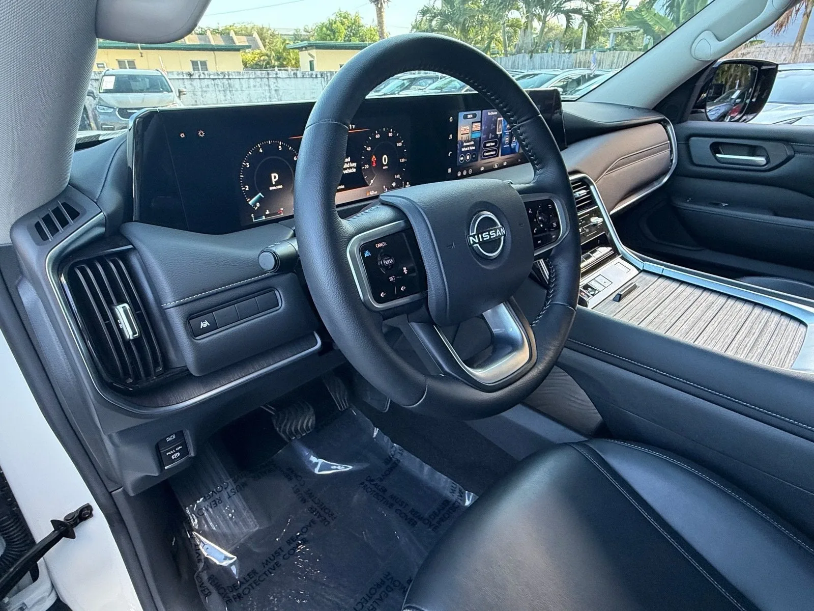 2026 Nissan Armada SV photo 10