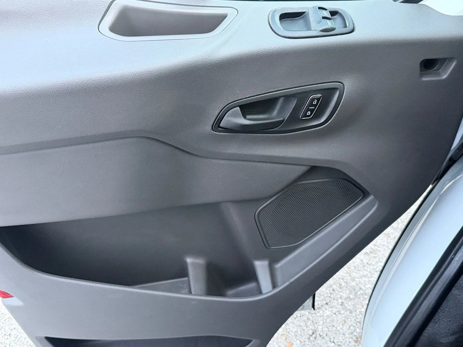 2025 Ford Transit Cargo Van Base photo 31