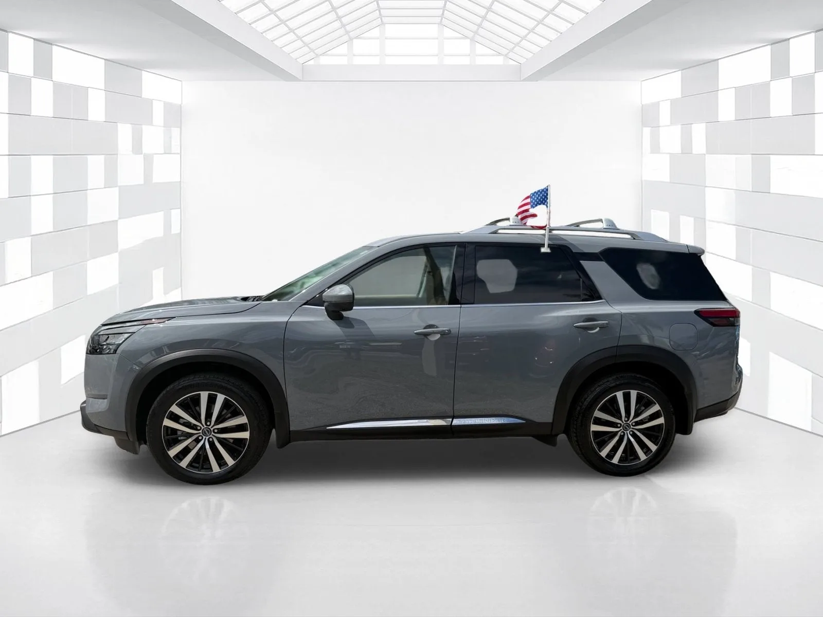 2025 Nissan Pathfinder Platinum photo 4