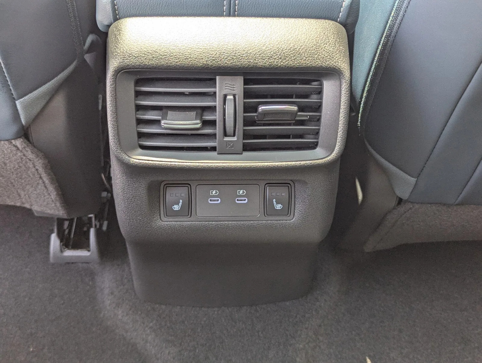 2026 Nissan Murano Platinum photo 14