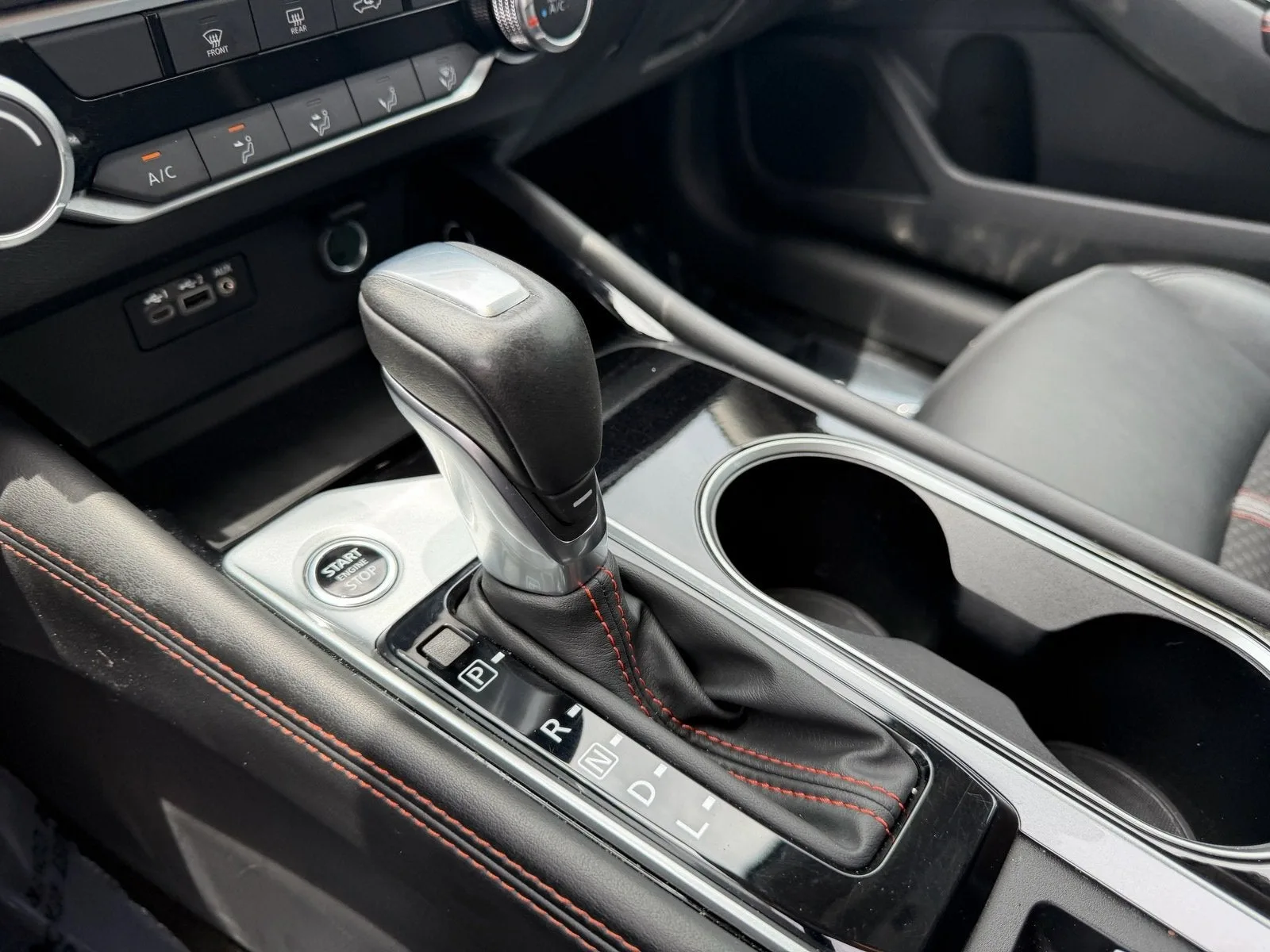 2024 Nissan Altima SR photo 26