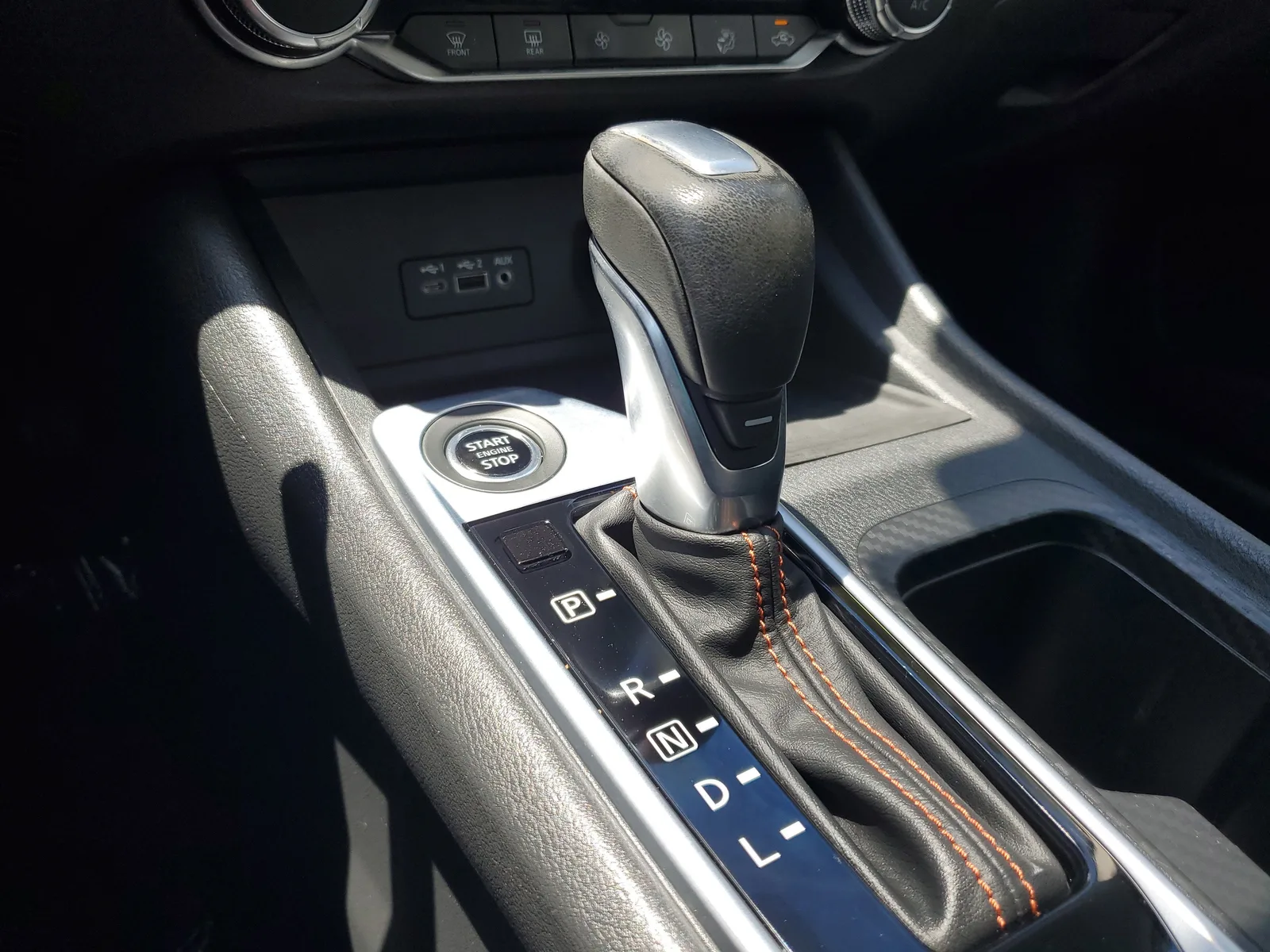 2023 Nissan Sentra SR photo 24