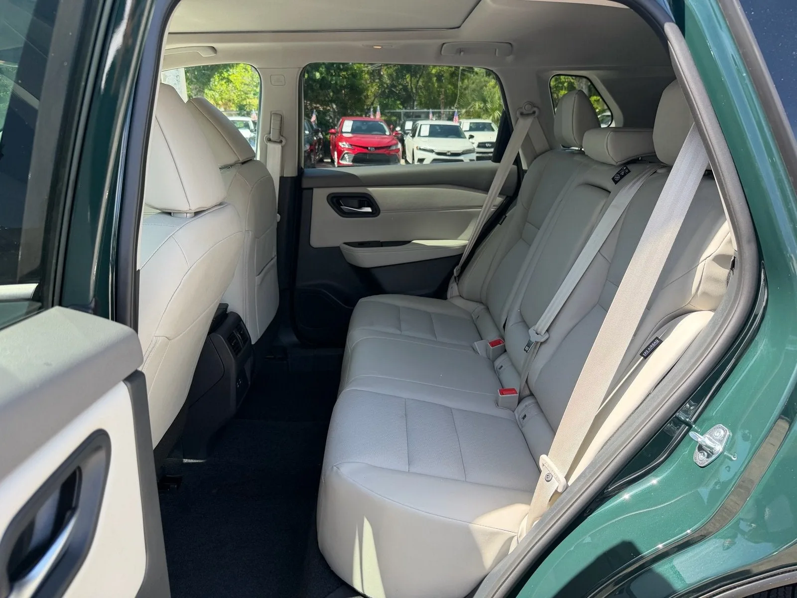 2026 Nissan Rogue Dark Armor™ photo 14