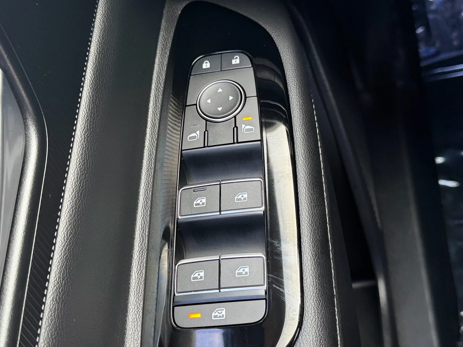 2025 Nissan Murano SV photo 33