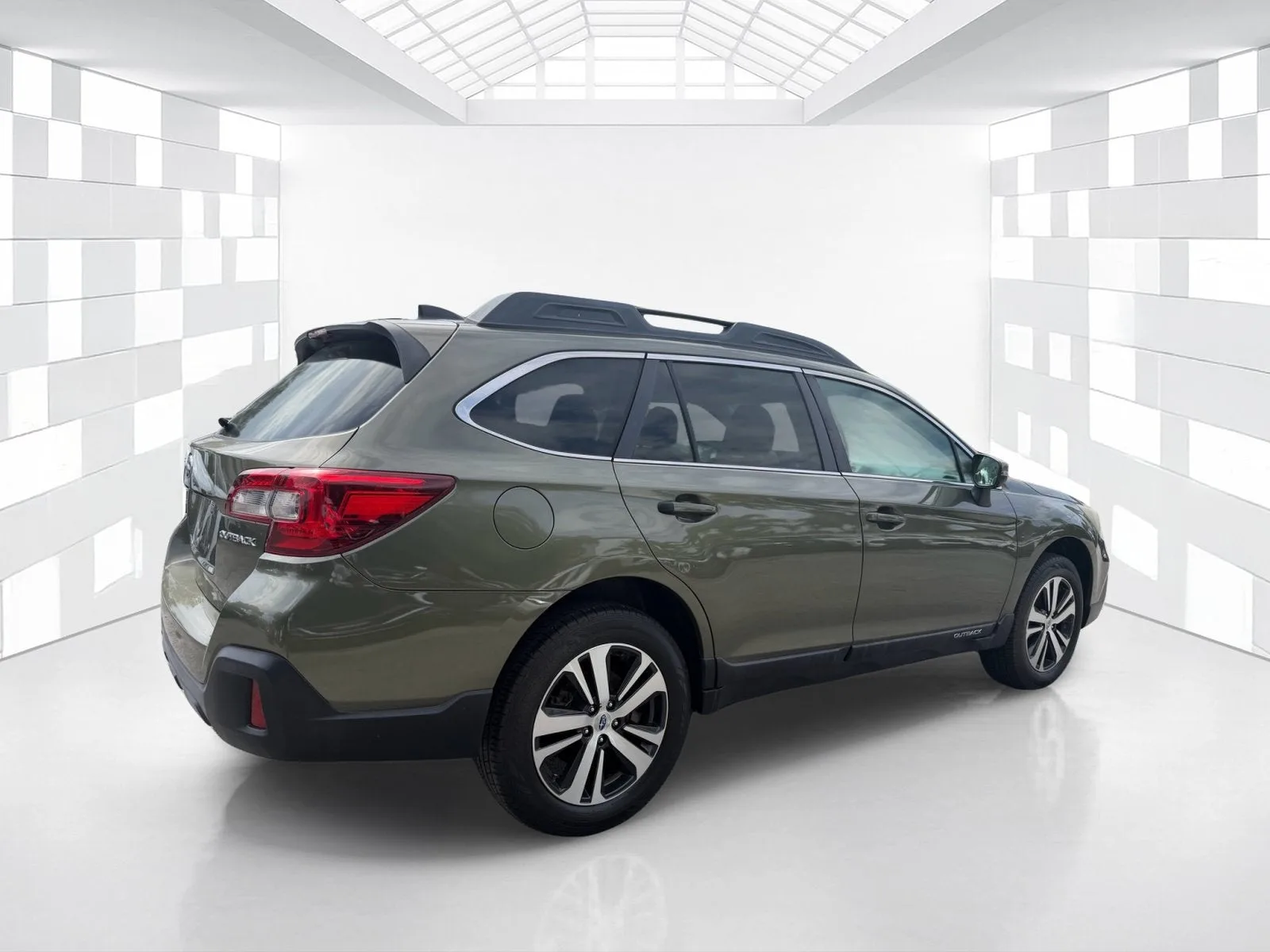 2018 Subaru Outback Limited photo 7
