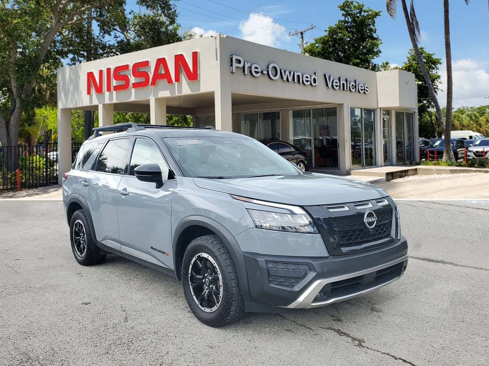 2023 Nissan Pathfinder Rock Creek 4WD photo 3
