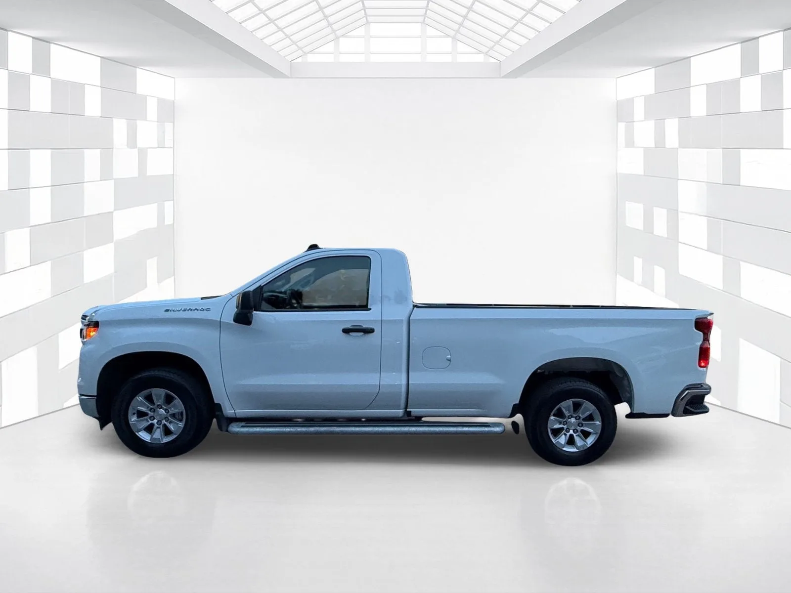 2025 Chevrolet Silverado 1500 Work Truck photo 4