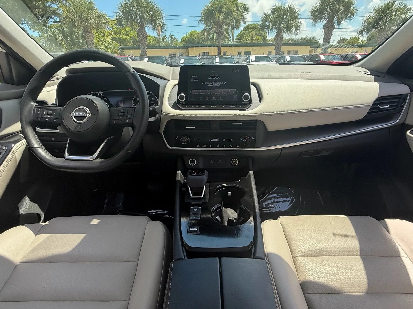 2023 Nissan Rogue SV photo 14