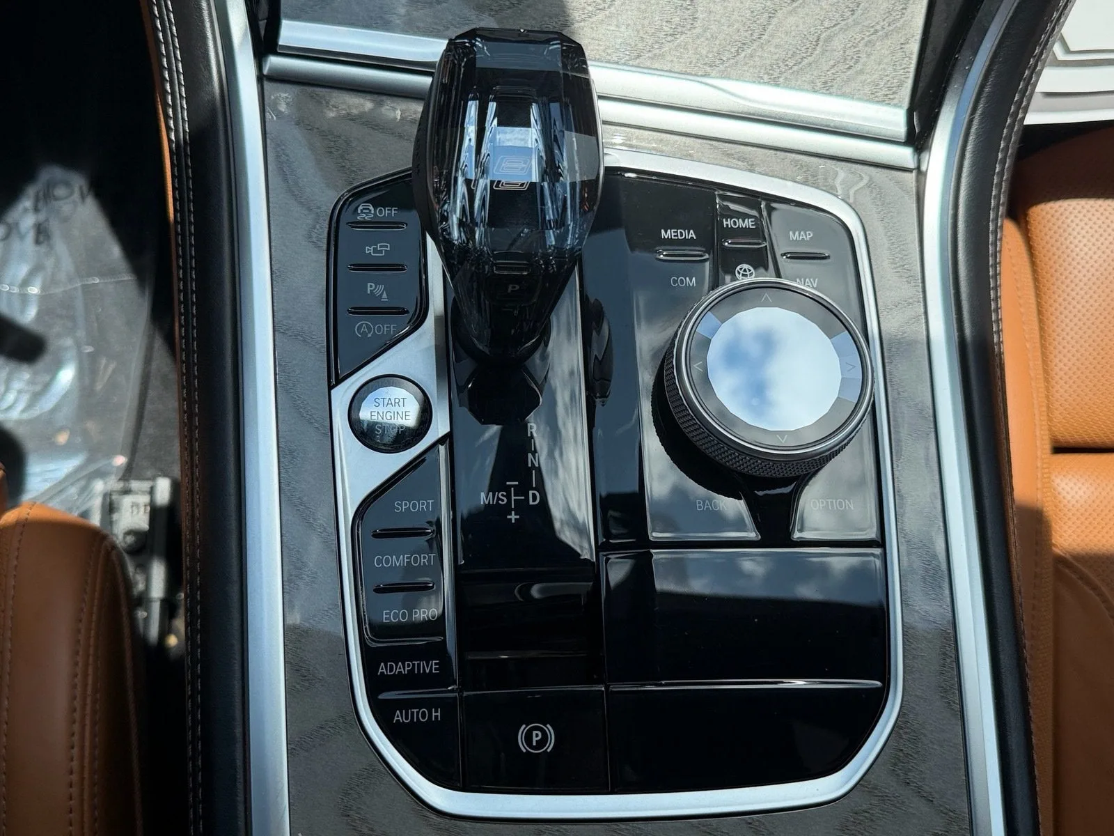 2023 BMW 8 Series 840i photo 22