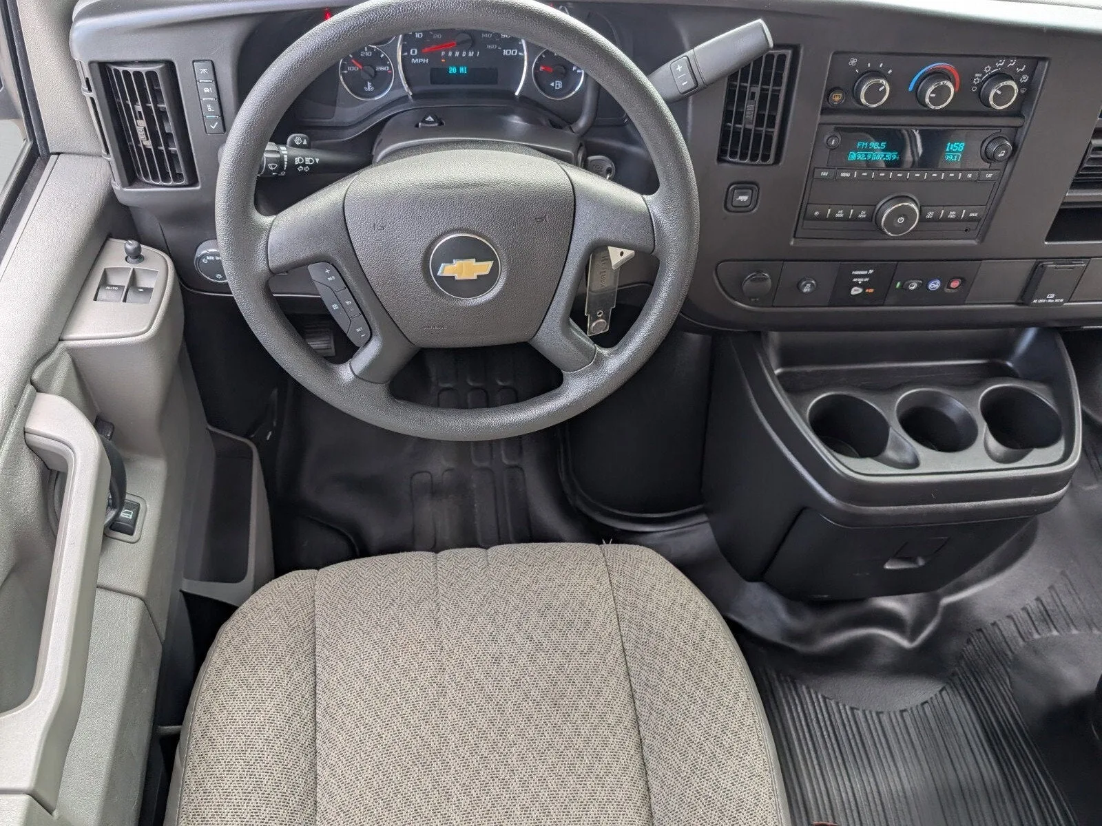 2023 Chevrolet Express Passenger LS photo 8