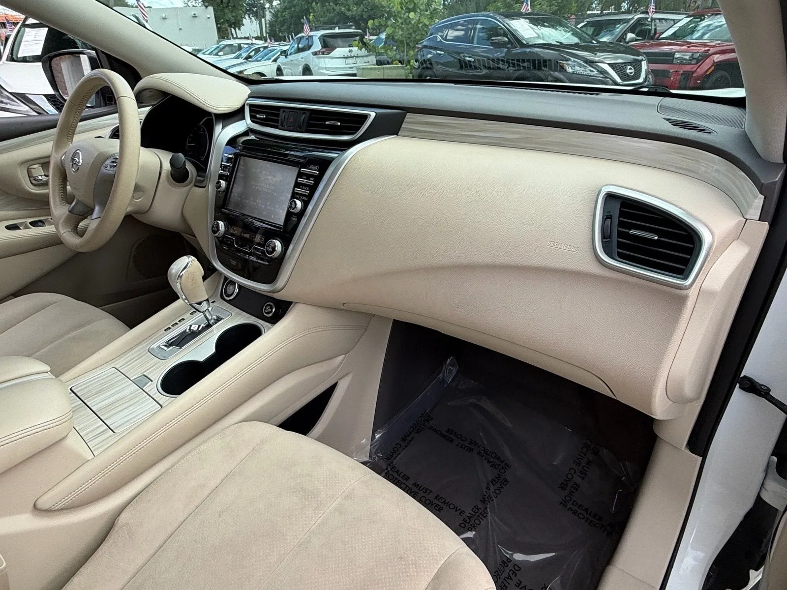 2016 Nissan Murano SV photo 18