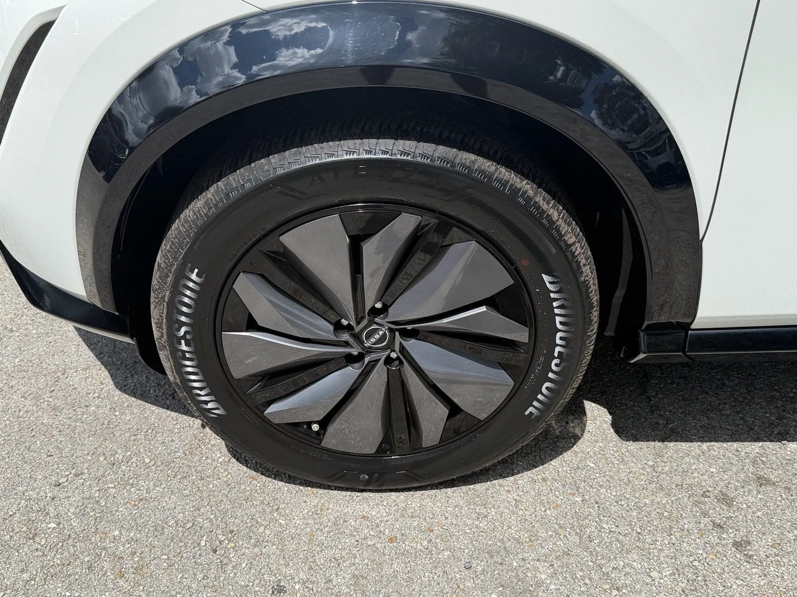 2023 Nissan ARIYA ENGAGE photo 19