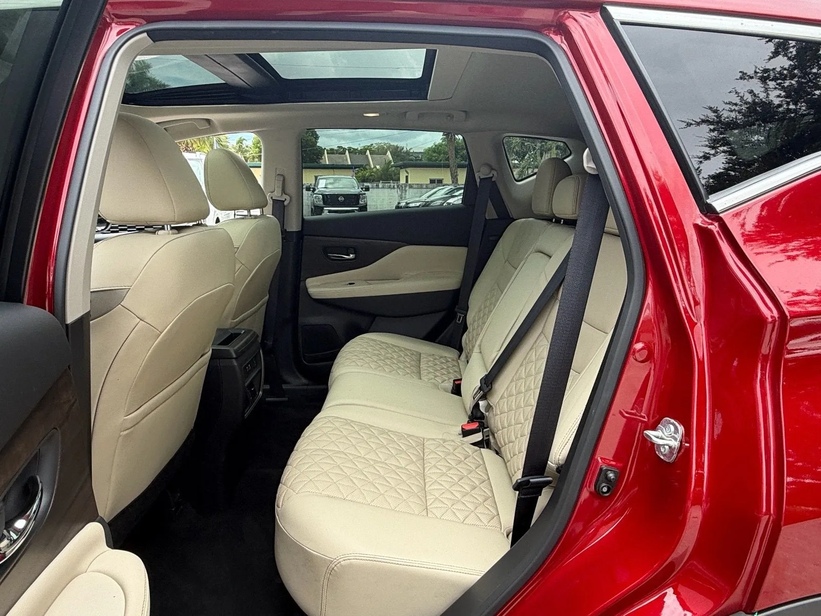 2023 Nissan Murano Platinum photo 11