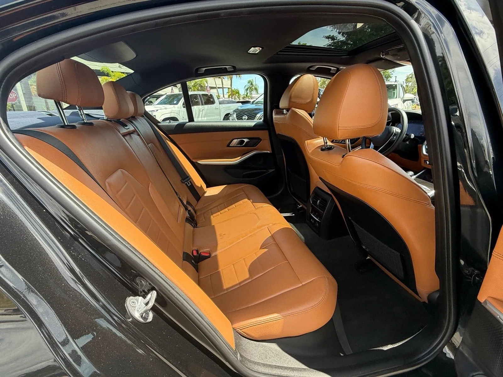 2019 BMW 3 Series 330i photo 16