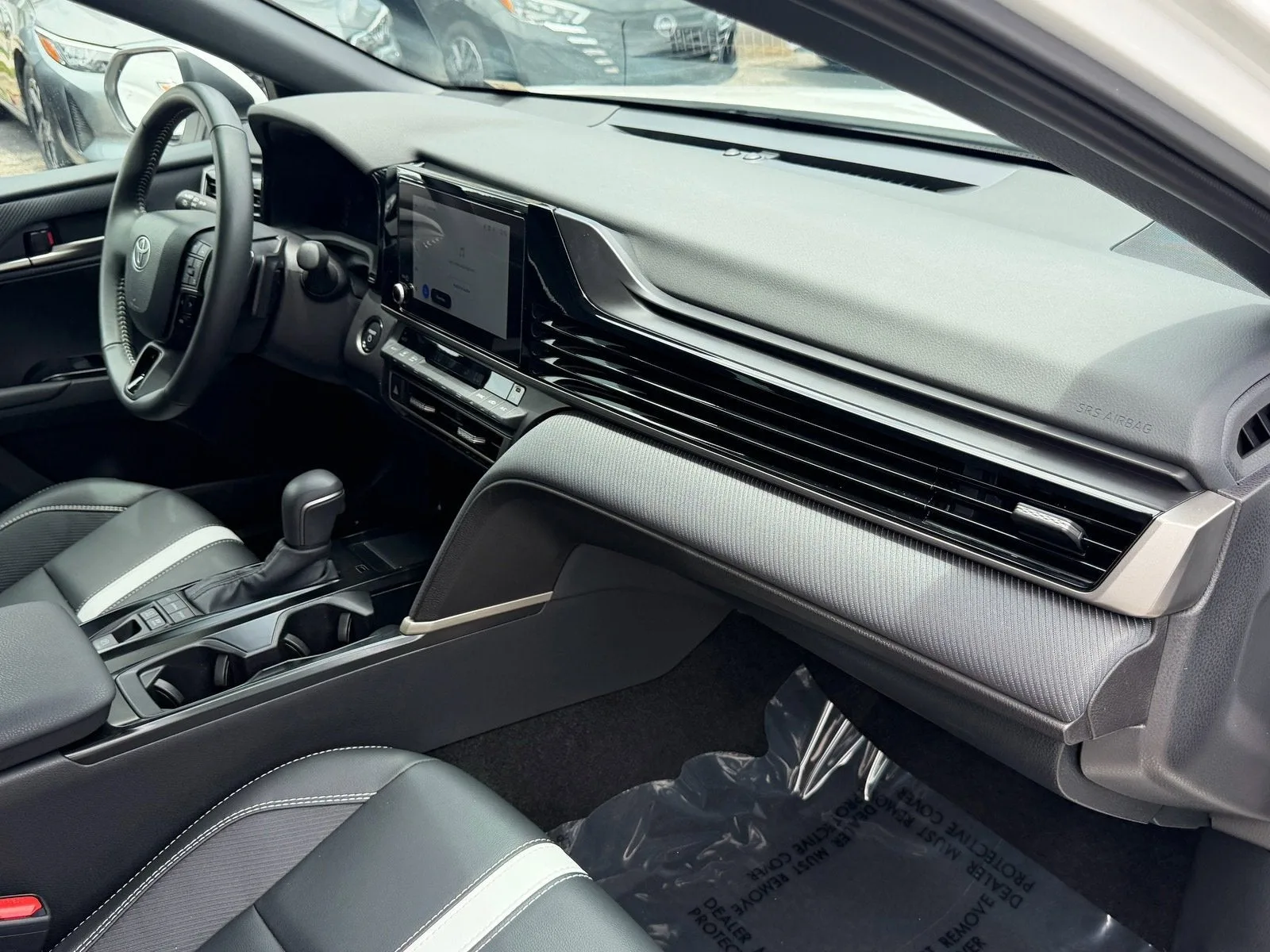 2026 Toyota Camry SE photo 18