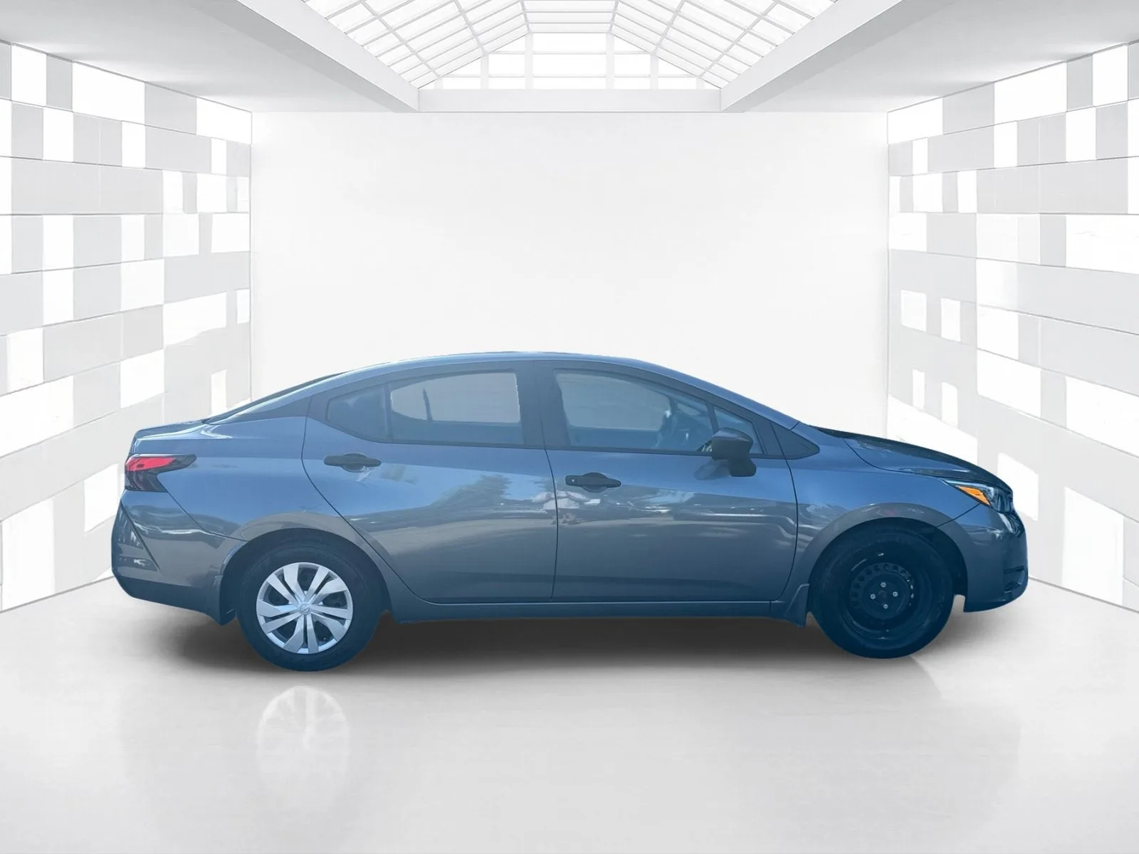 2025 Nissan Versa S photo 8