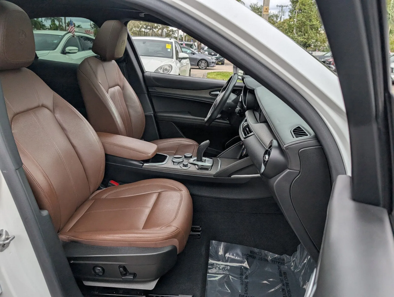 2023 Alfa Romeo Stelvio Ti photo 21